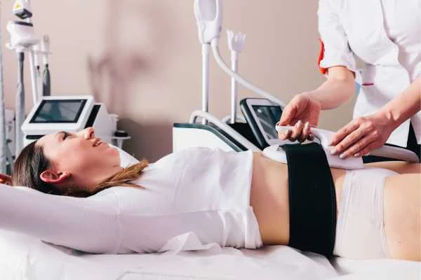 woman having body sculpting to help improve her body image and her mental health Holland Park
